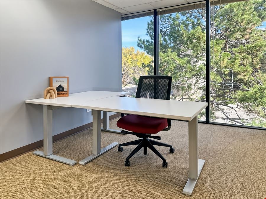 CO, Boulder - Center Green Dr