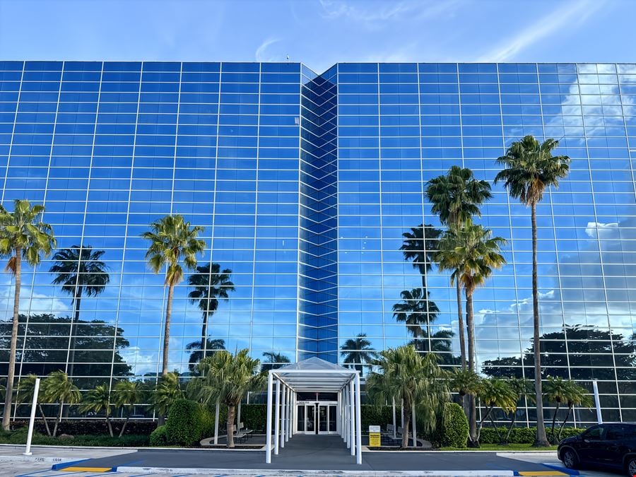 Regus - Hollywood – Presidential Circle