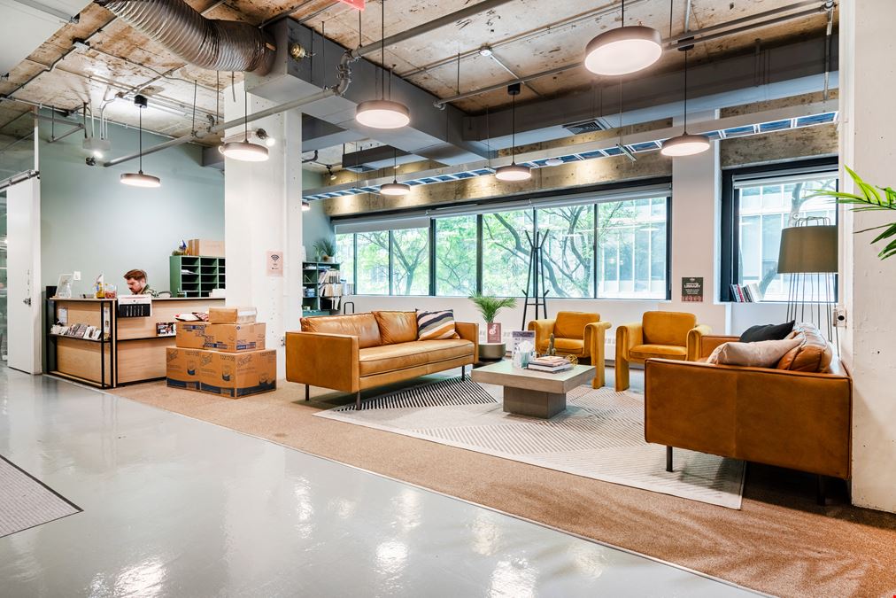 The Yard: Lincoln Square