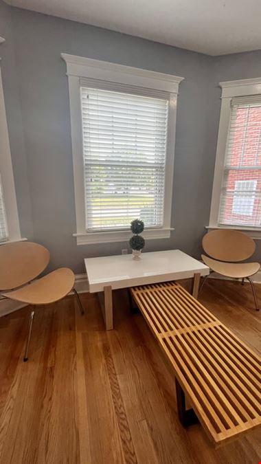 EOS House: CoWorking For Women