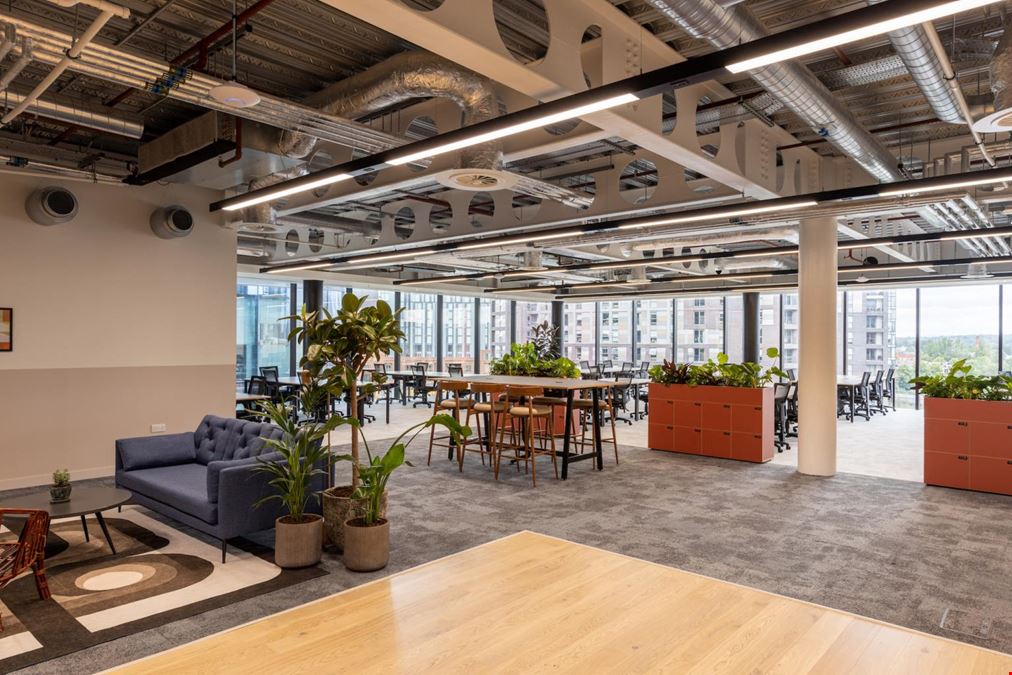 XandWhy - 100 Embankment