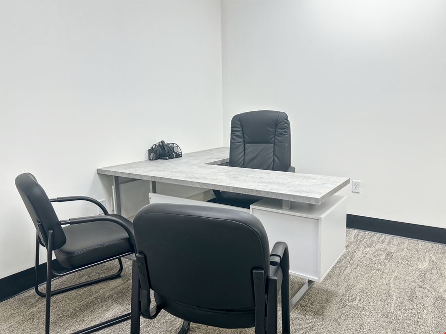 Regus - Crestview - Industrial Drive