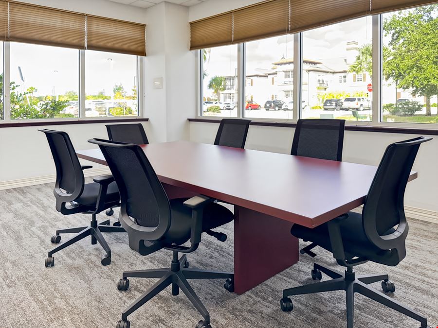 FL, Daytona Beach - Concierge Blvd