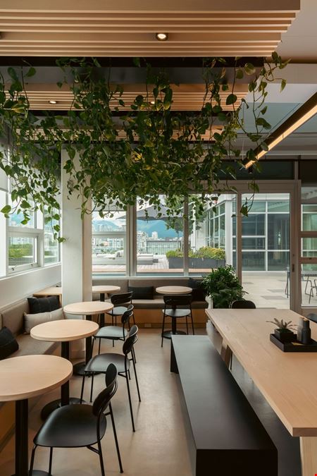 Pavilion Cowork - Pavilion 34 W7