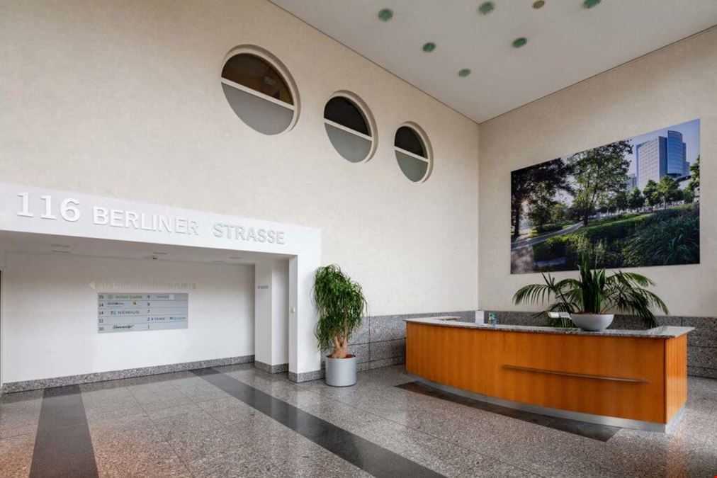 SleevesUp - Offenbach Market Square