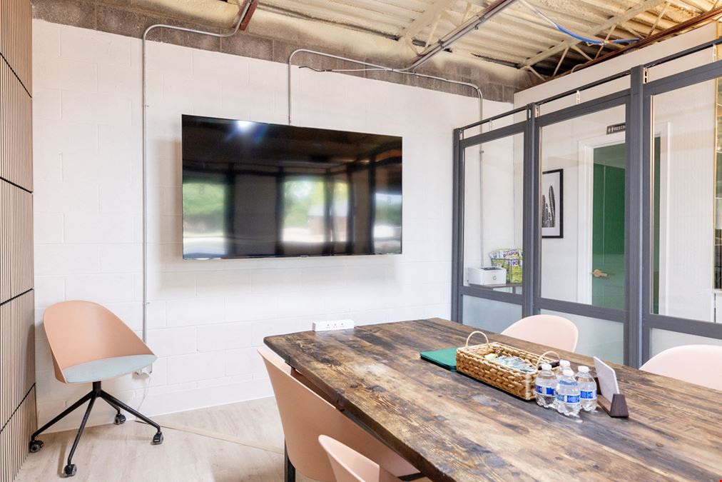 Section Desk Club - 804 Dalworth Street