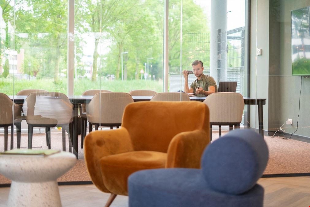 Co-Office Keynes Building