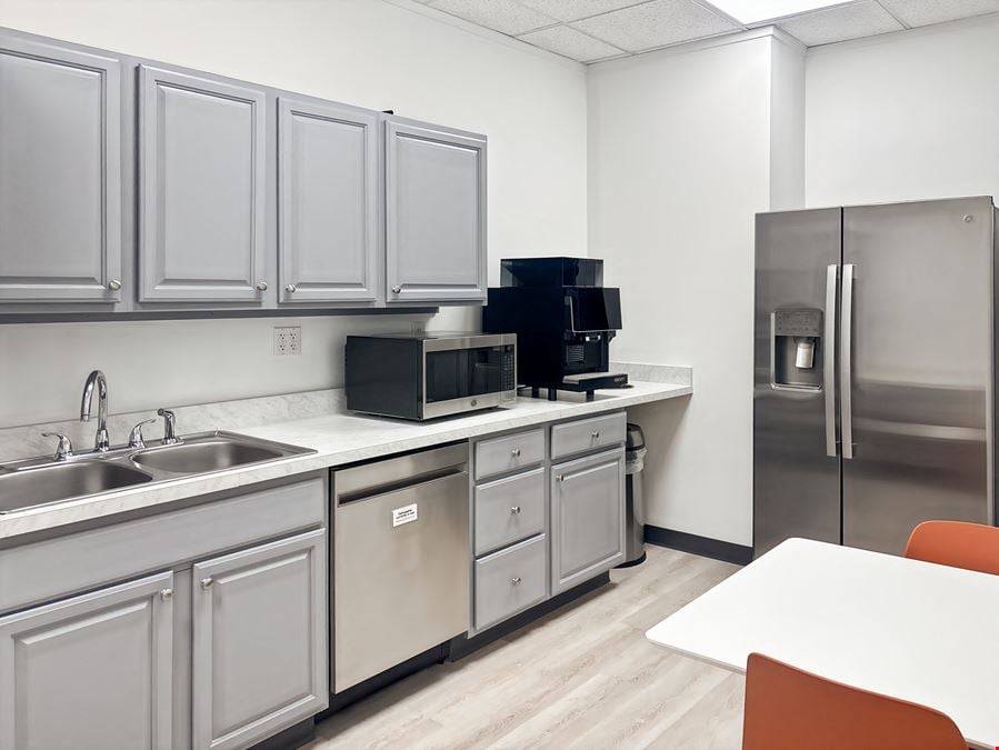 Regus - New York - W 125th St