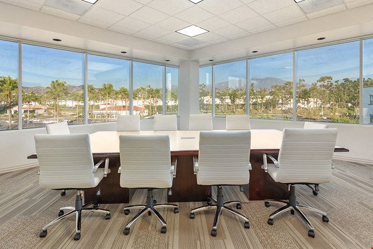 12 Person Meeting Room