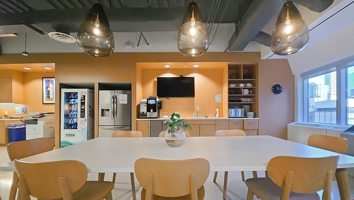 ON, Toronto - Exchange Tower