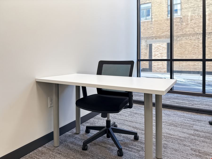 Regus - Wilmington - N Market St