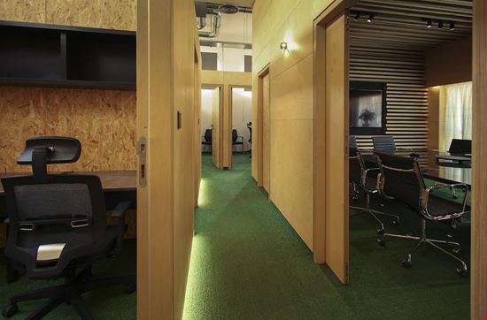 Maisy's Office House