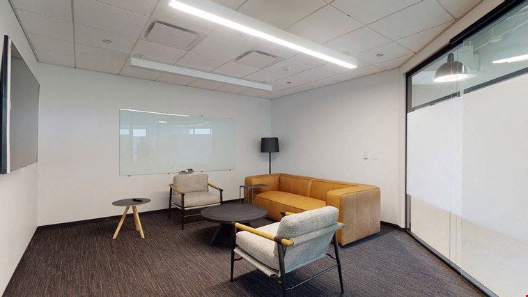 Large Lounge