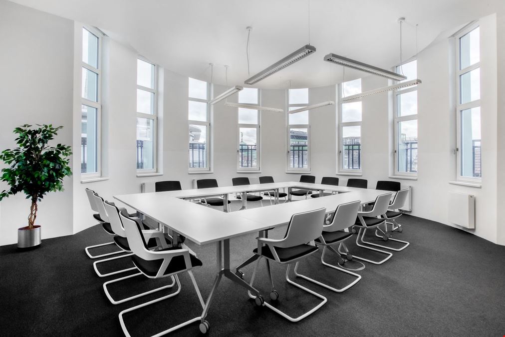 Regus - Kings Court