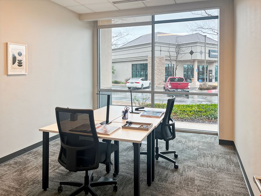 CA, Fresno - E River Park Circle