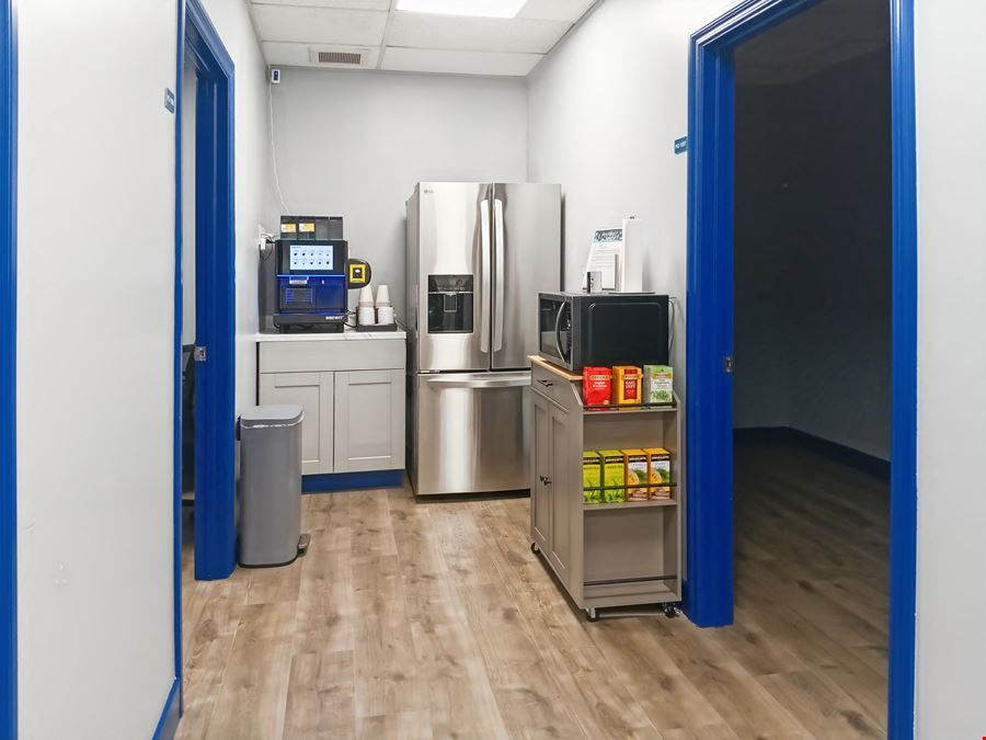 CA, Escondido - N Rose St