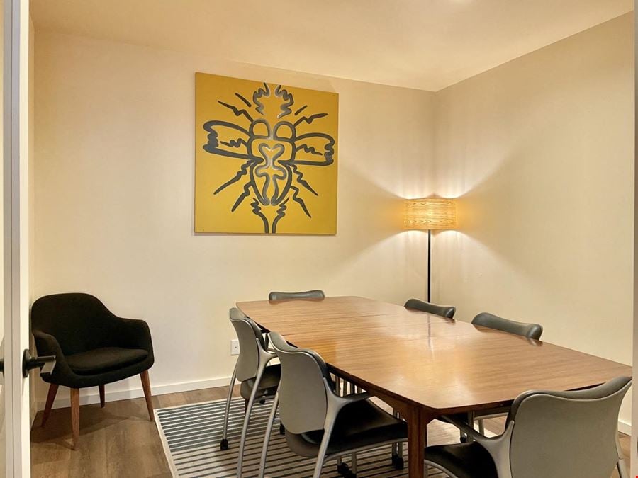 Eliza Room
