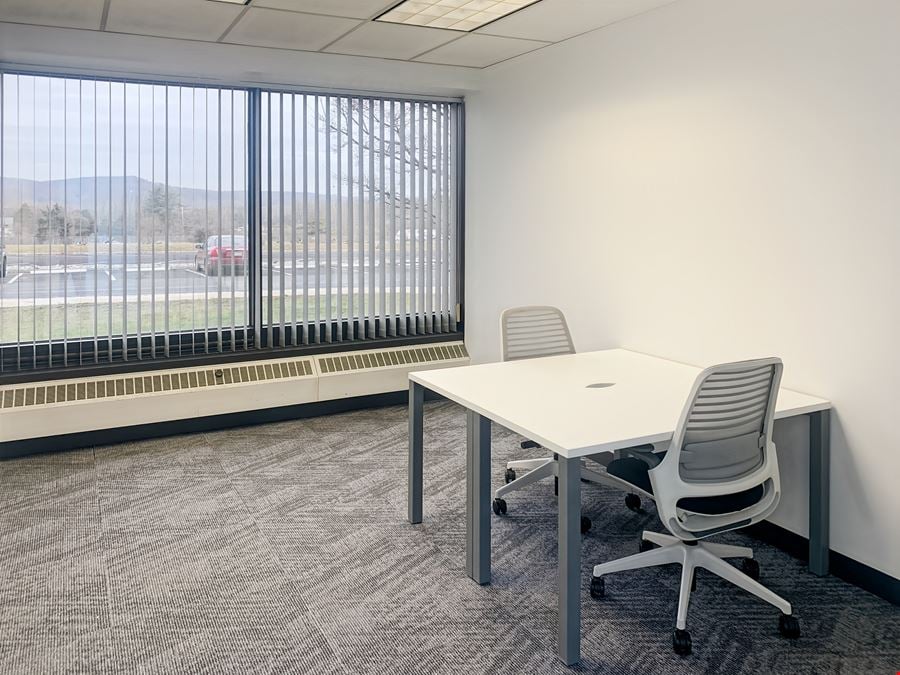 Regus - Hampton - Frontage Rd