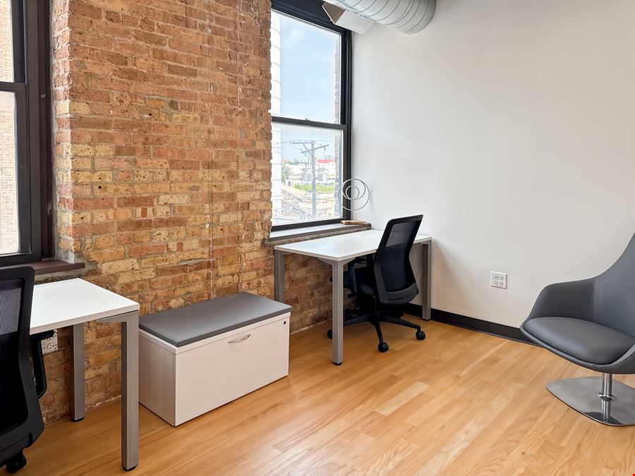 Regus - Chicago - Goose Island