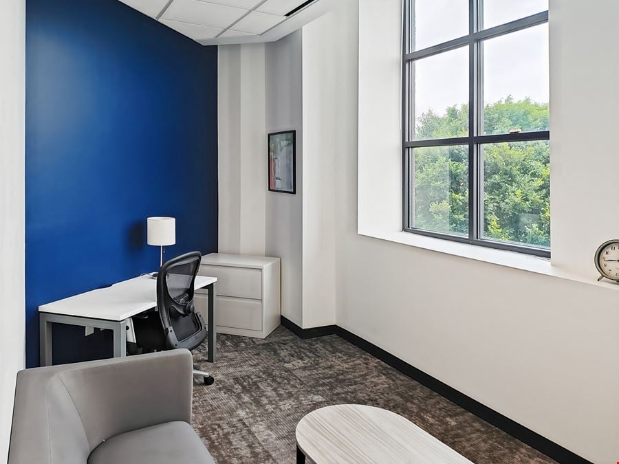 Regus - Murfreesboro - The Avenue