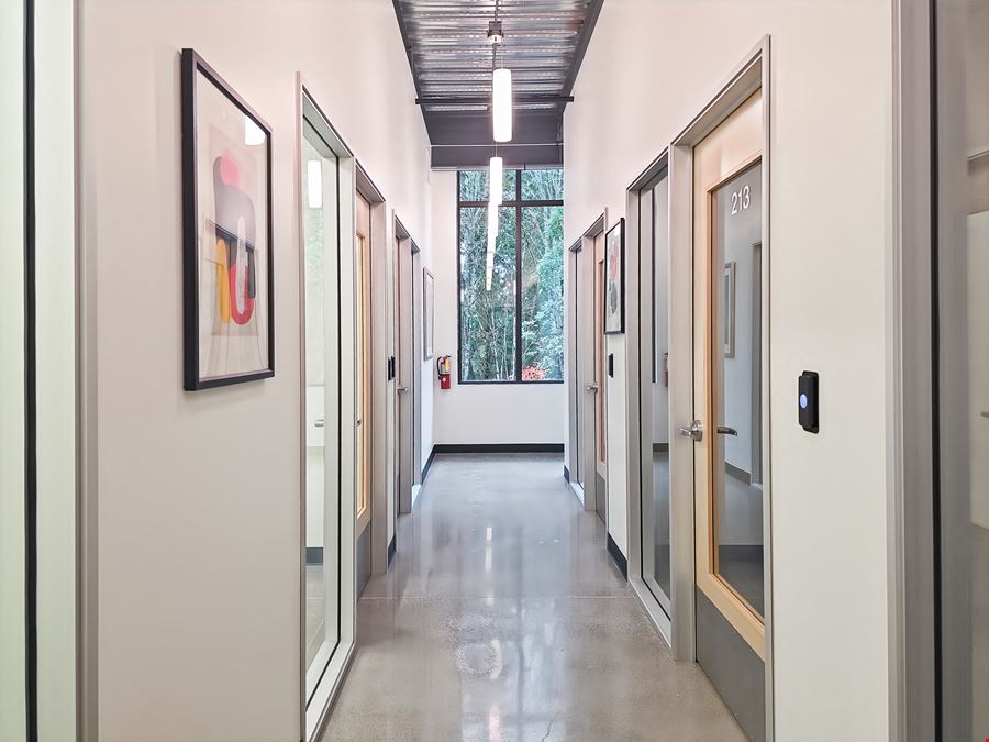 WA, Bainbridge - Ravine Ln