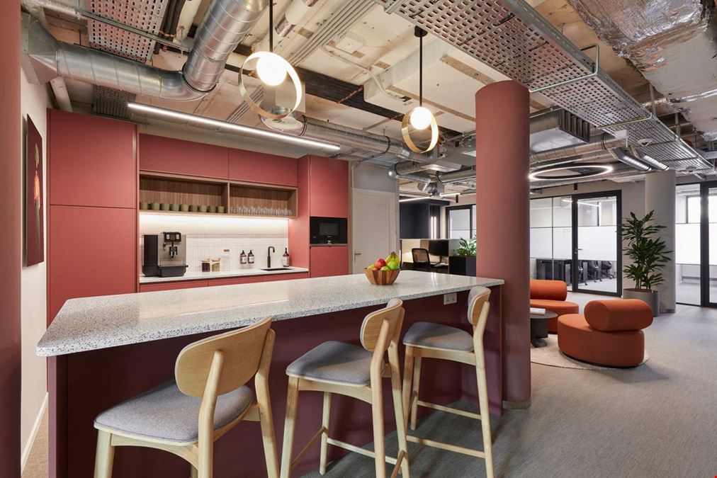 Clockwise - The Hague