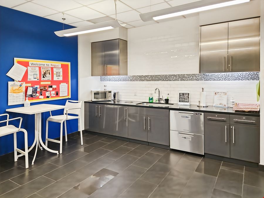 BC, Victoria – The Atrium