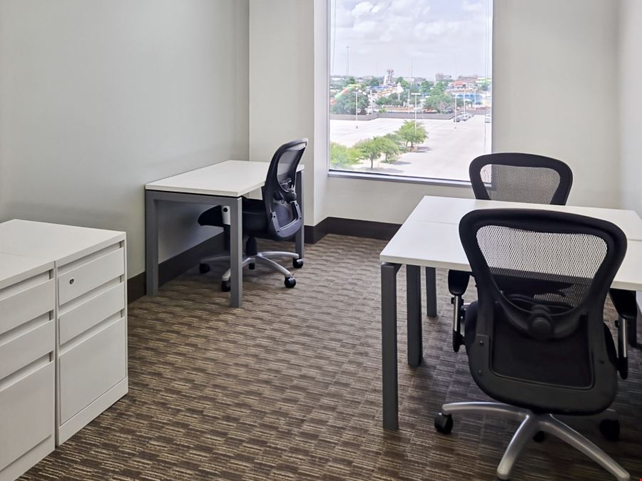 Regus - Arlington - Ballpark Way