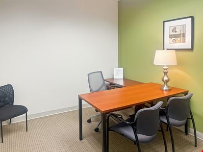 NC, Charlotte - Southpark Fairview