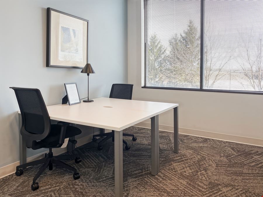 IL, Warrenville - Cantera