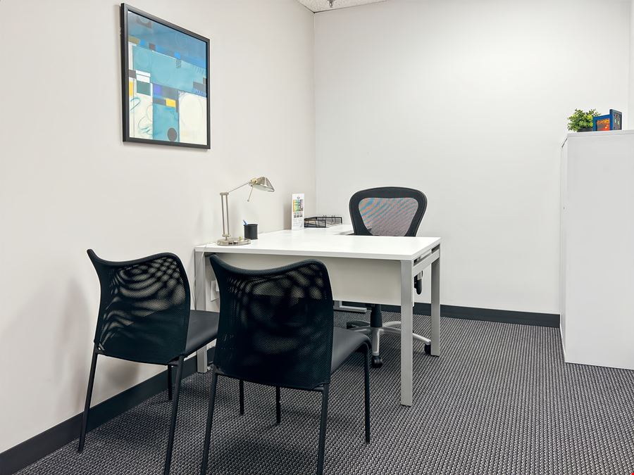 CT, Danbury - Lee Farm Corporate Park