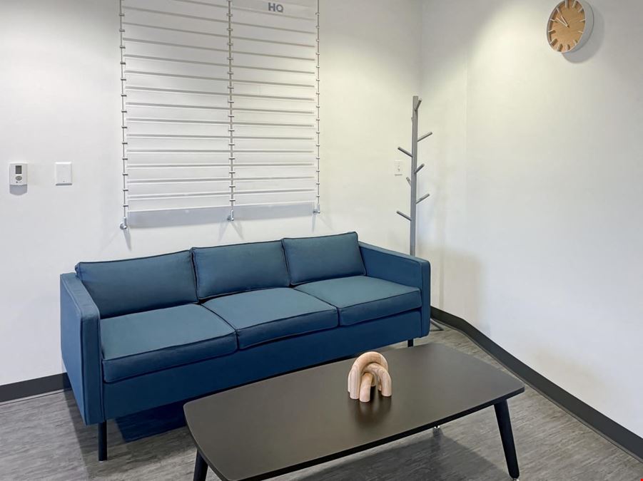 MI, Saginaw - Fashion Square Blvd