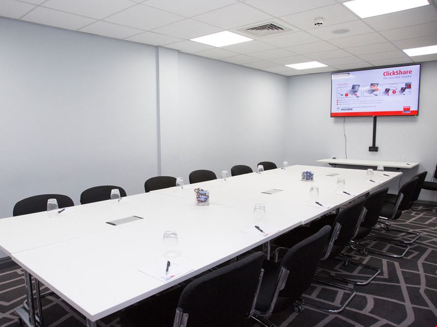 Village Hotels - Cardiff