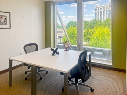 NC, Charlotte - Southpark Fairview