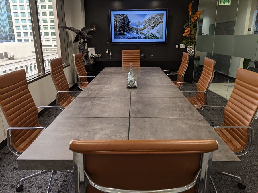Federal Boardroom ($70/hr or 4cr/hr)