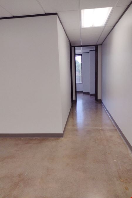 7322-7324 Southwest Freeway