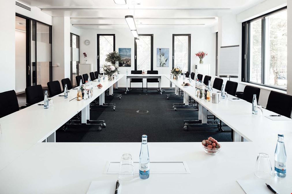 ABC Workspaces GmbH - ABC Workspaces - Hamburg Esplanade