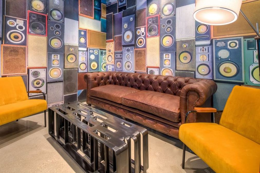 Studio - D.C.