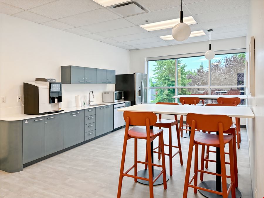 BC, Surrey - Benchmark Business Centre