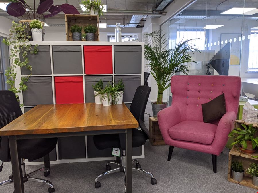 Generator Hub - The Gallery