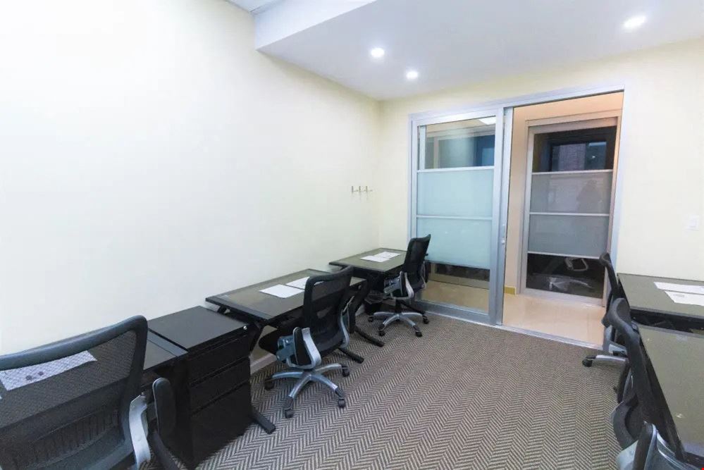 Day Office 611