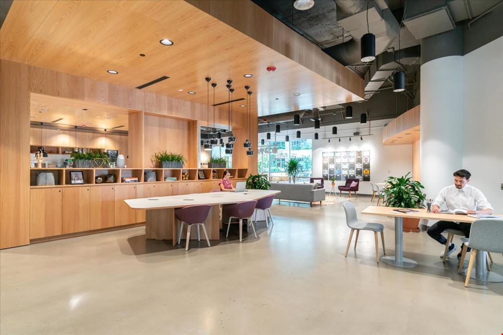 AZ, Scottsdale - Spaces Old Town Galleria