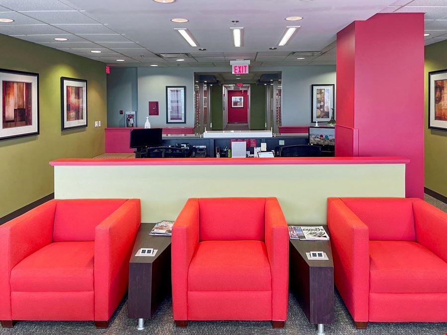 Regus - Kelowna - Landmark