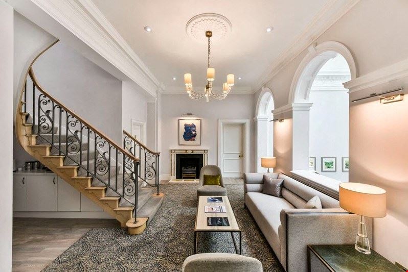 Argyll - 32 Curzon Street