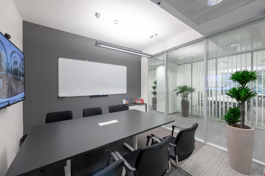 House Of Business - Hungary, Roosevelt