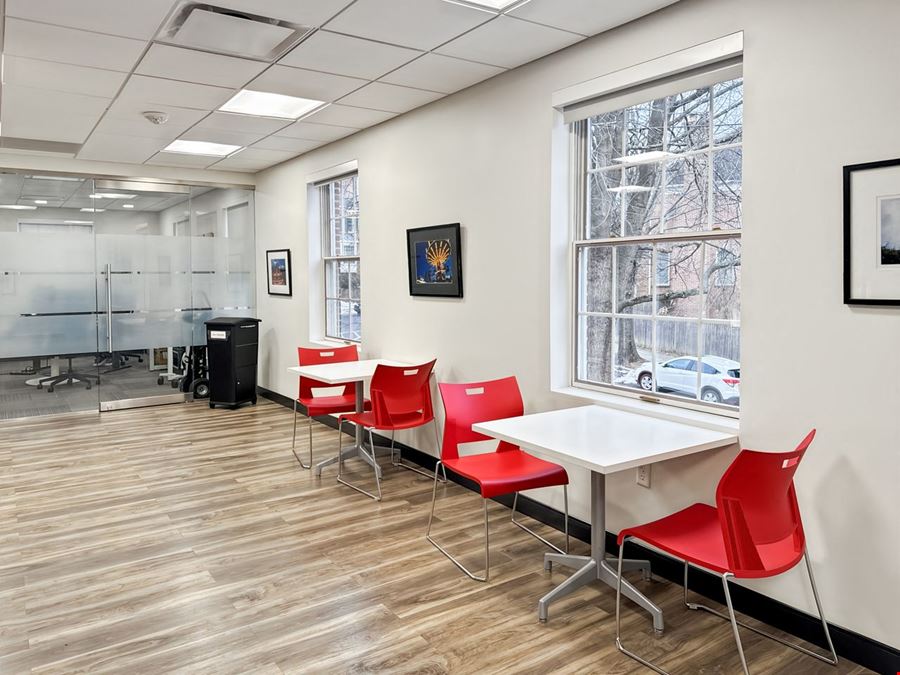 HQ - Washington - 50th St NW