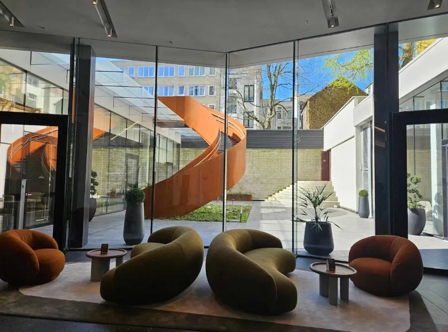 Clockwise Offices - Clockwise - Louise