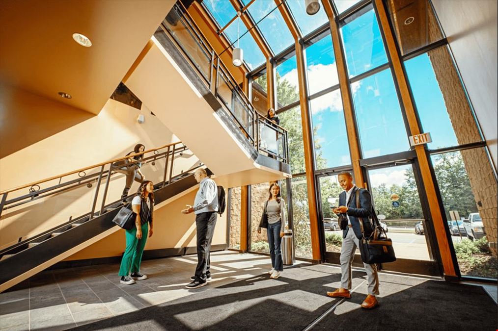 BrightWorks Coworking - Forest Cove