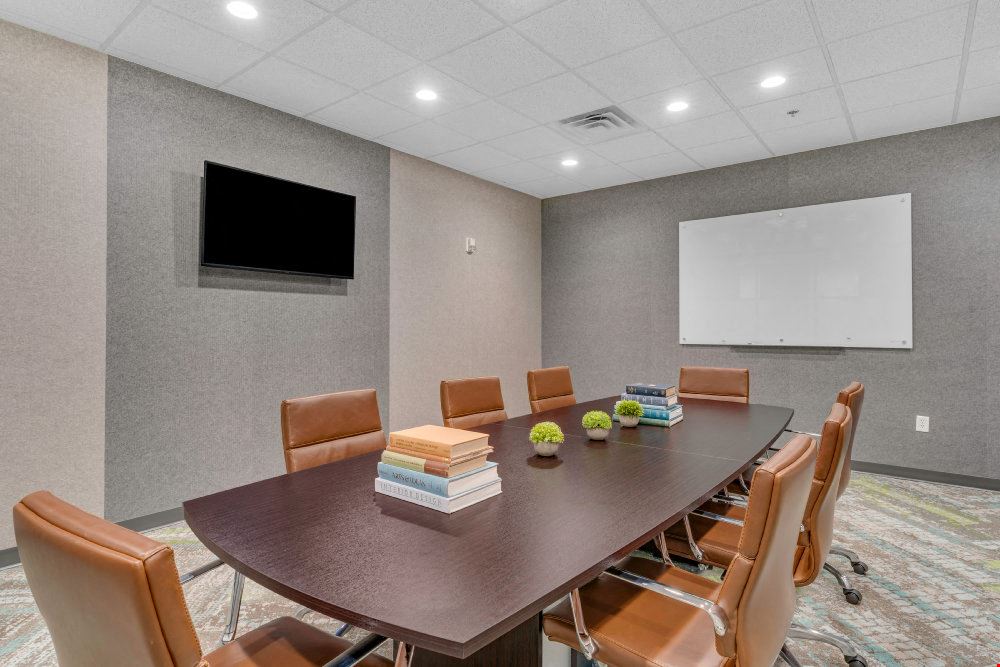 Workstyle Flexible Spaces - 1840 Pyramid Place