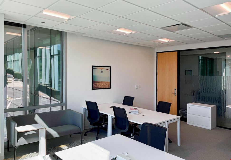 NC, Raleigh - Spaces Crabtree Terrace